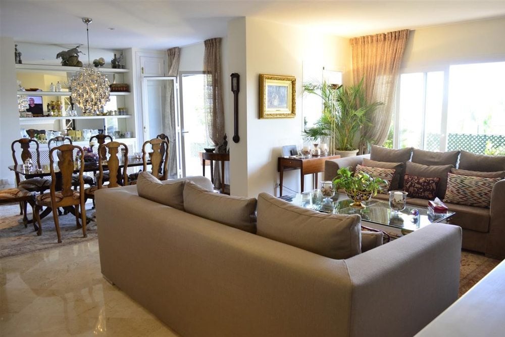 Marbella Estates - Penthouses for sale in Guadalmina