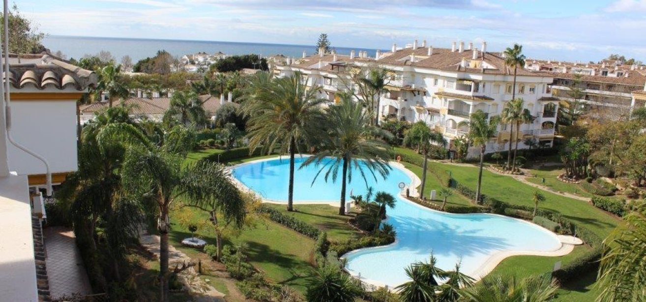 Marbella Estates - Penthouses for sale in Nagueles