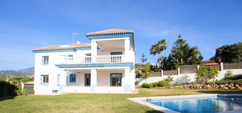 Marbella Estates - Villa till salu i Aloha