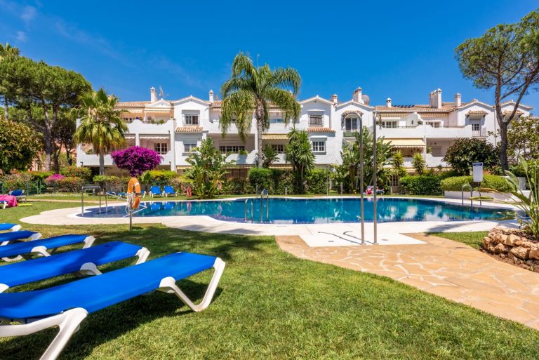 El Presidente - Estepona apartments